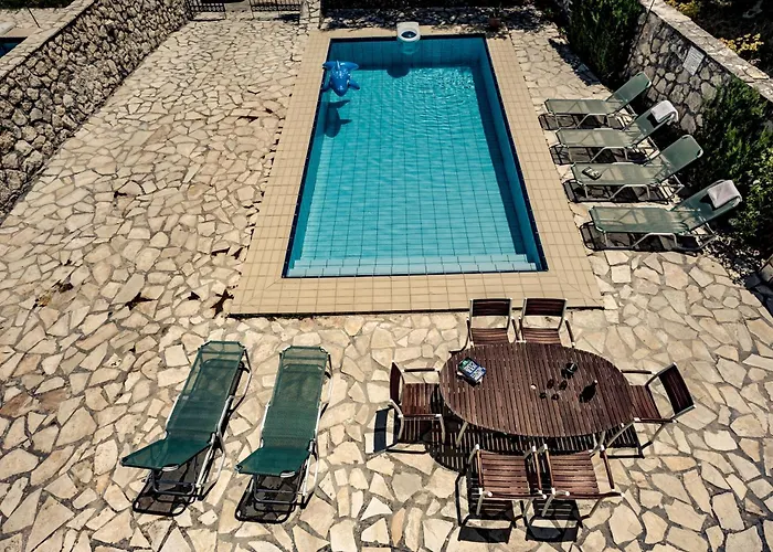 Charming In Agrilia With Private Pool Laganas