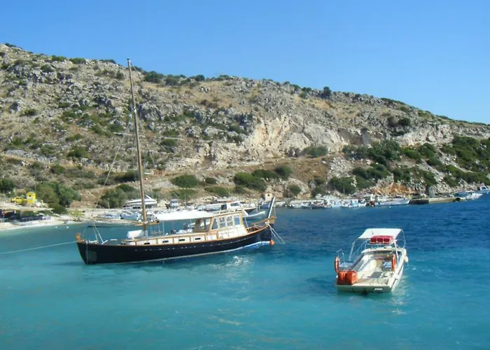 Charming In Agrilia With Private Pool Laganas