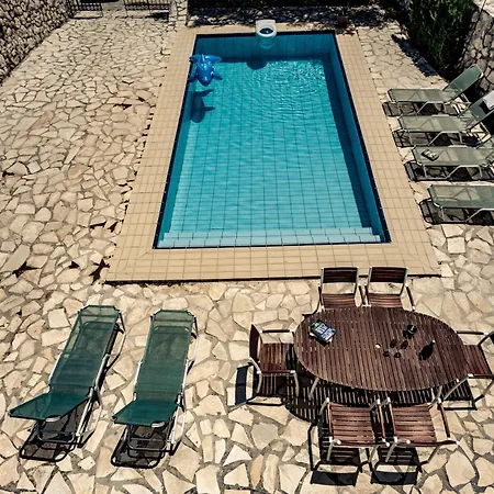 Charming In Agrilia With Private Pool Лаганас